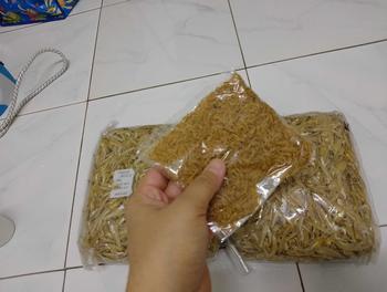 Product Review of (500GRAM) IKAN BILIS MATA BIRU BELAH GRED 5A SABAH (INDRASABAH) BILIS BANGSAWAN Makanan Putih from c**a 3