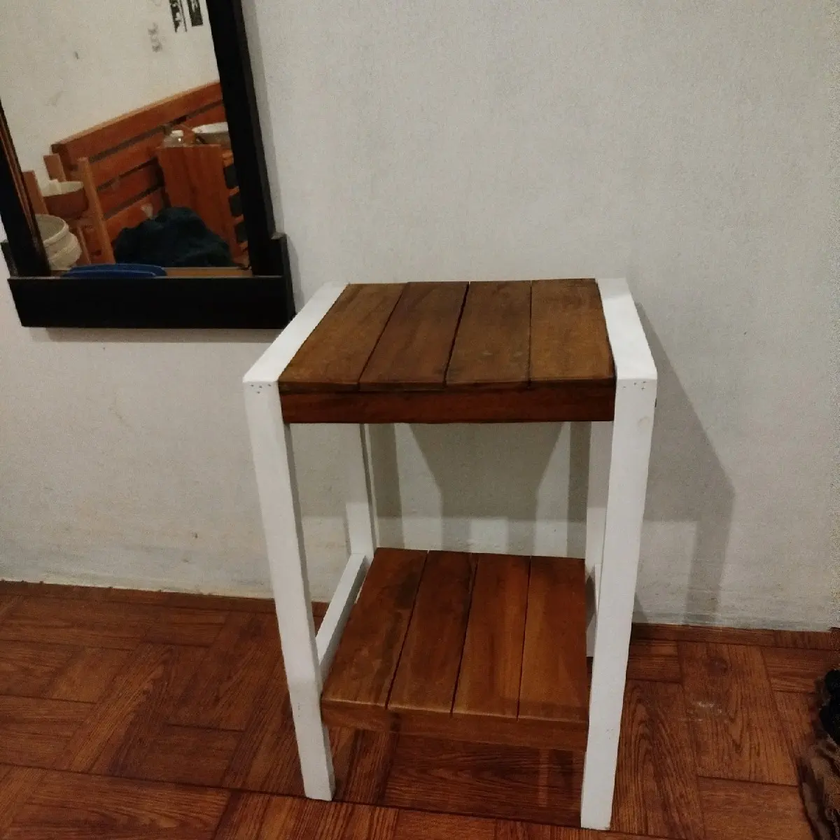 Nakas, desk meja mini bahan kayu mahoni. meja rias meja kecil buat kamar tidur