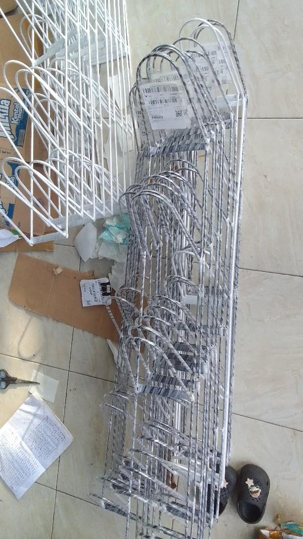 rak helm susun 5 & susun 3 Stretch Kebutuhan Rumah Storage Holders & rak penyimpanan Rust-Proof White Hooks & Rails hemat ruang