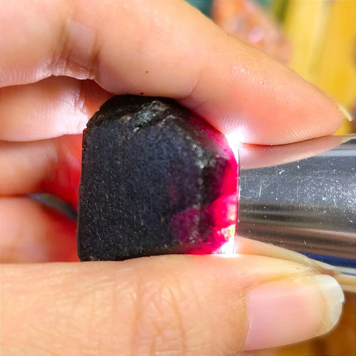 Raw red garnet random picks (2-4pcs) around 150grams