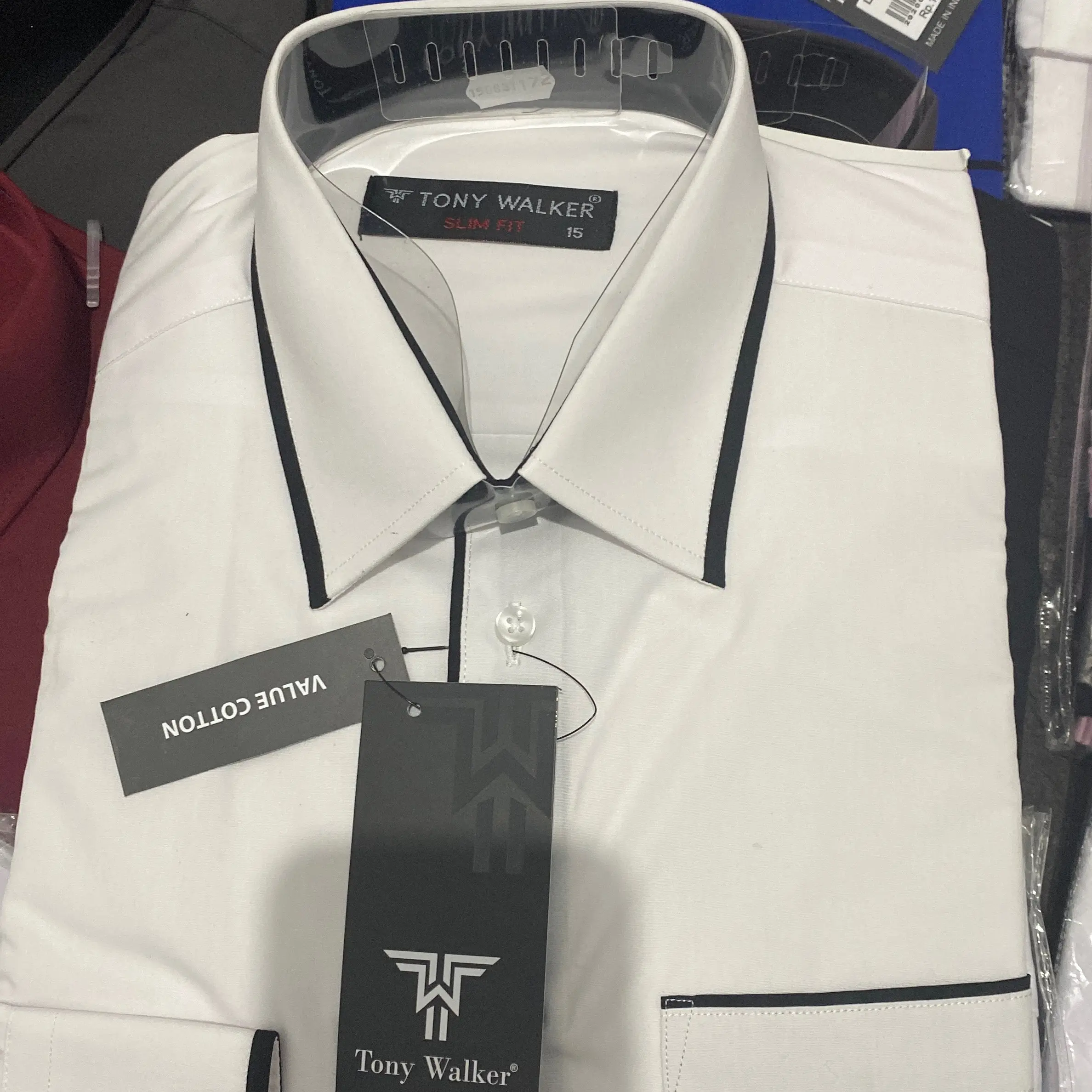 KEMEJA FORMAL PANJANG PUTIH LIST HITAM TONY WALKER