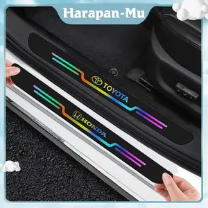 Pelindung Pijakan Kaki Pintu Mobil 4pcs Reflektif Sticker Pelindung Pintu Mobil Untuk Honda Toyota