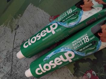Product Review of CLOSEUP PASTA GIGI 160X2PCS from P**i F**h 2