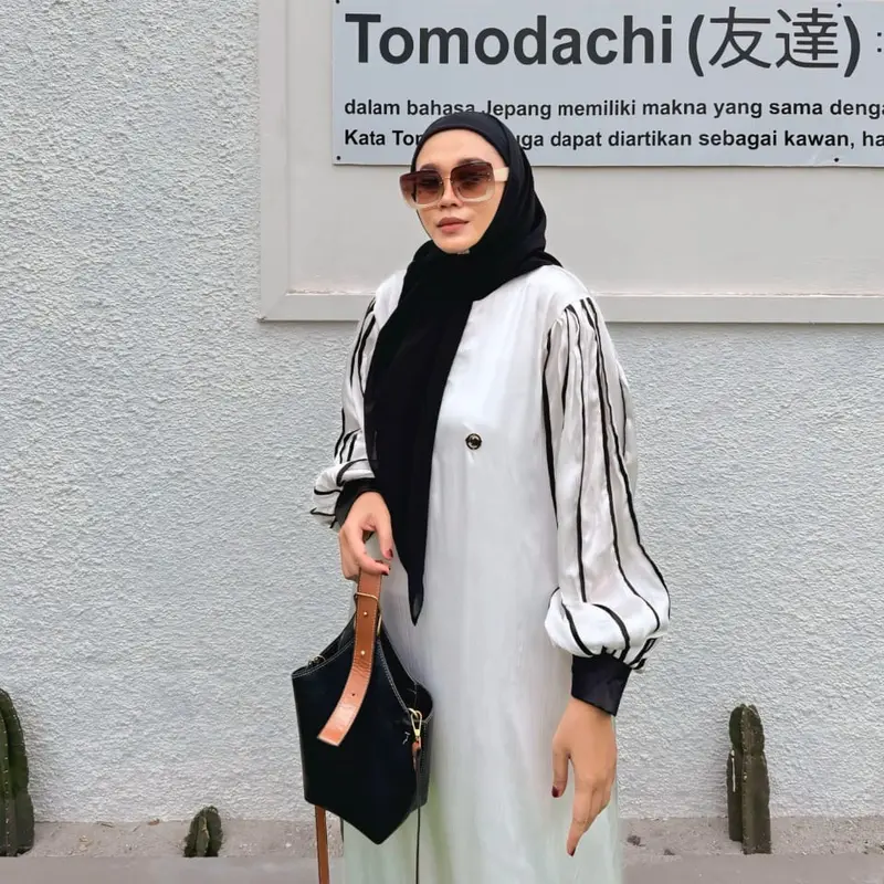 Abaya Kayla by Velino Collection - Gamis Muslimah Berkualitas dengan Motif Berkualitas 2