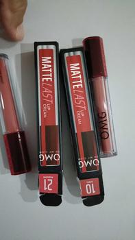 Product Review of OMBRE OMG LIPCREAM NO 13 LATTE & NO 12 SCARLETT Waterproof from t**i 0