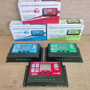 Controler pengisian tenaga surya DC 12V/24V 10A/20A/30A di lenkapi perlindungan over charger pengisian baterai PWM  layar LCD/LED parameter kontrol yang dapat di sesuaikan