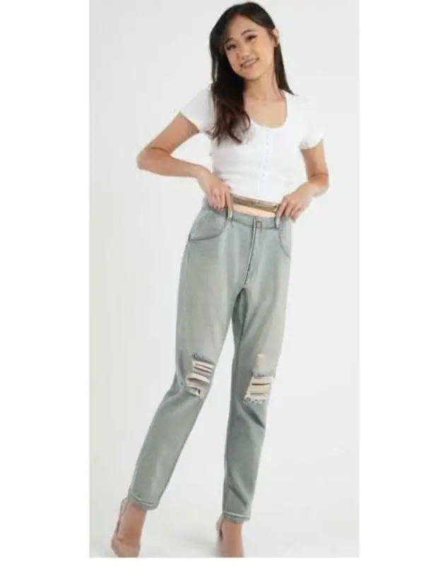 BRANDEDBYVITA #766 STUDIO BLUE FRANKIE MID RISE DISTRESSED GIRLFRIEND 1