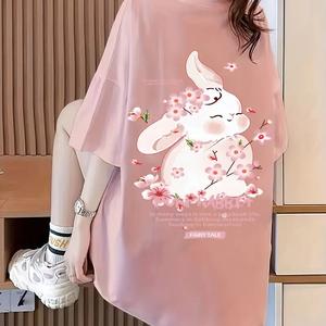可愛い桜ウサギ柄プリント婦人用半袖Tシャツ、丸首、ゆったり、純綿カジュアルトップス、丸首、ショルダーベルト、ゆったりシルエット、通気性、肩落ちデザインプリントTシャツ夏のゆったりタイプ