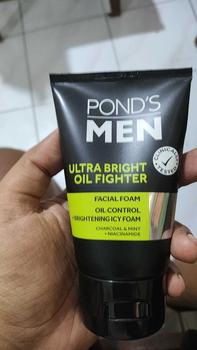 Product Review of Ponds men ultra bright oil filter facial foam sabun muka 100g from K**e 0