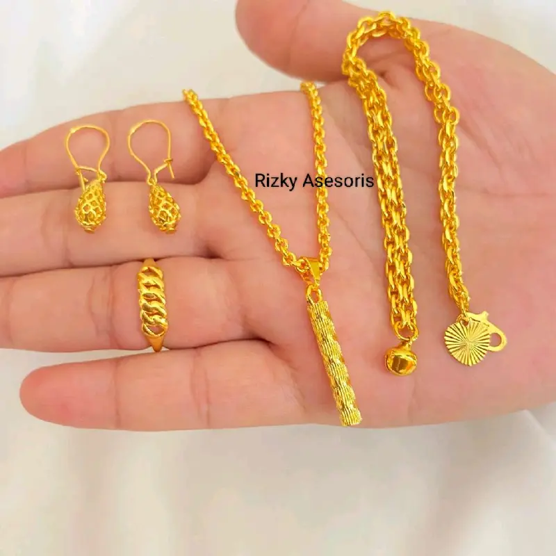 Set Perhiasan Kilau Mewah Warna Emas 24K Liontin Bambu Terbaru 2