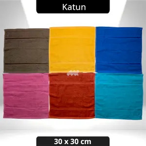 Sapu Tangan Mutia Tebal Polos Katun Aneka Warna 30x30 Cm
