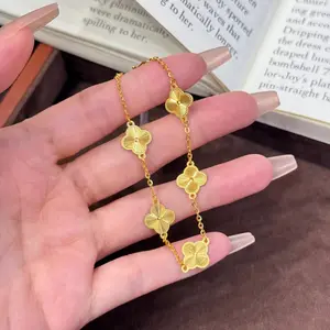 Gelang titanium stainless steel motif daun semanggi empat helai bergaya Korea yang modis  ringan dan mewah  anti karat dan tahan pudar