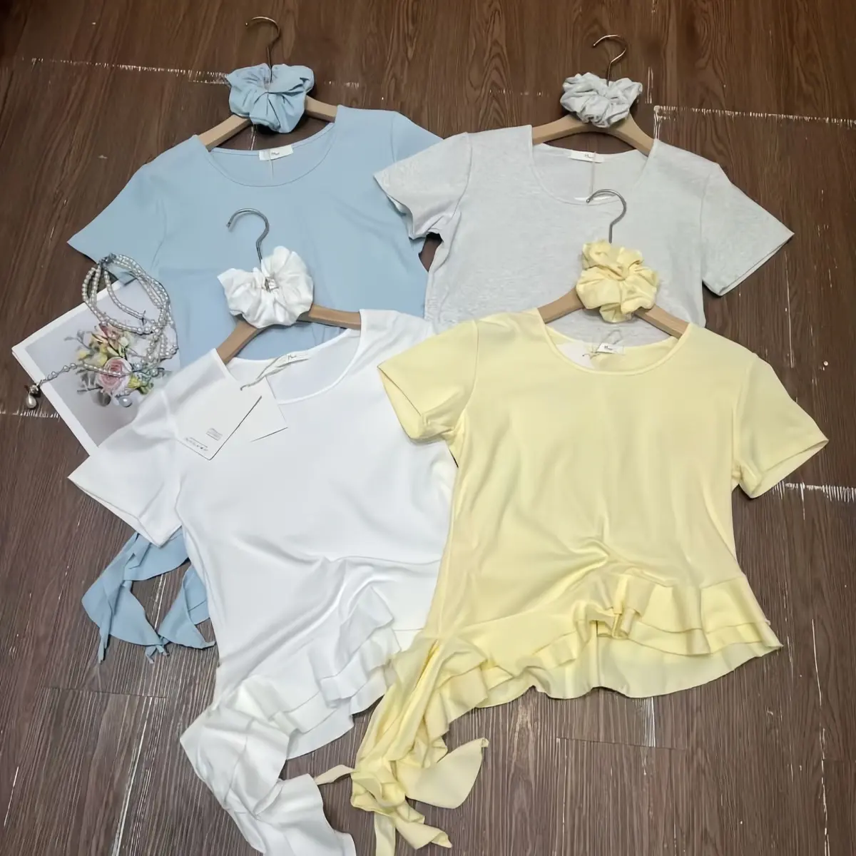 [Meet] #9960 Áo cộc tay co giãn vạt tua rua kèm dây cột tóc Babytee