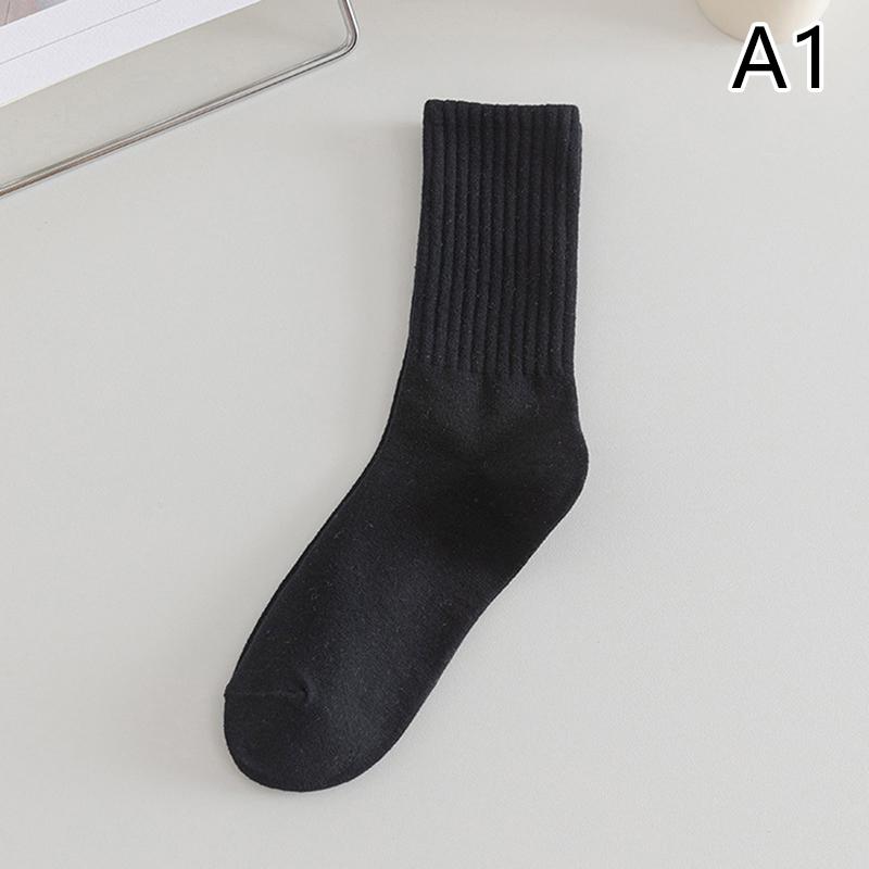 Product Introduction of Black White Women Socks Autumn Winter Middle Tube Sock Korean Japanese Ins Trend Cotton Coffee Retro Designer Socks for Student 15