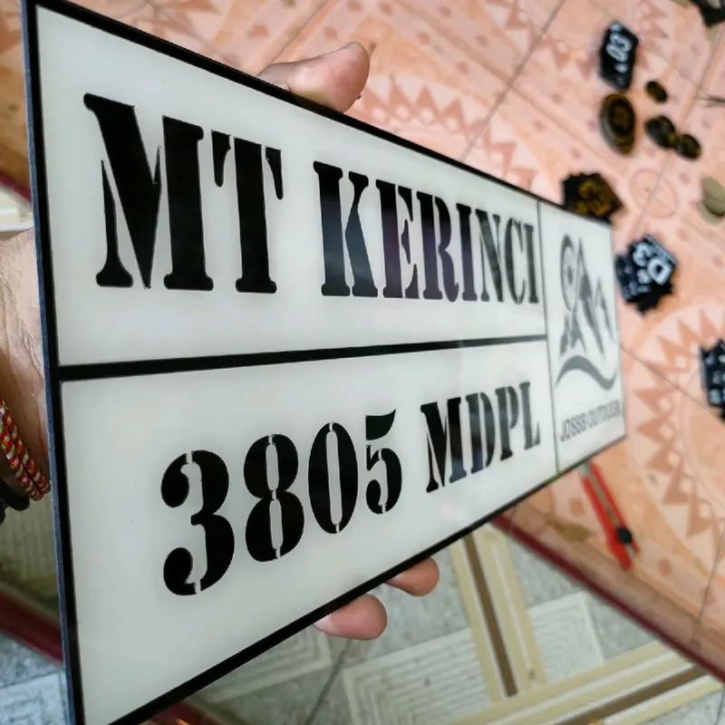 PLAKAT GUNUNG/PAPAN NAMA GUNUNG/PAPAN NAMA GUNUNG AKRILIK 1