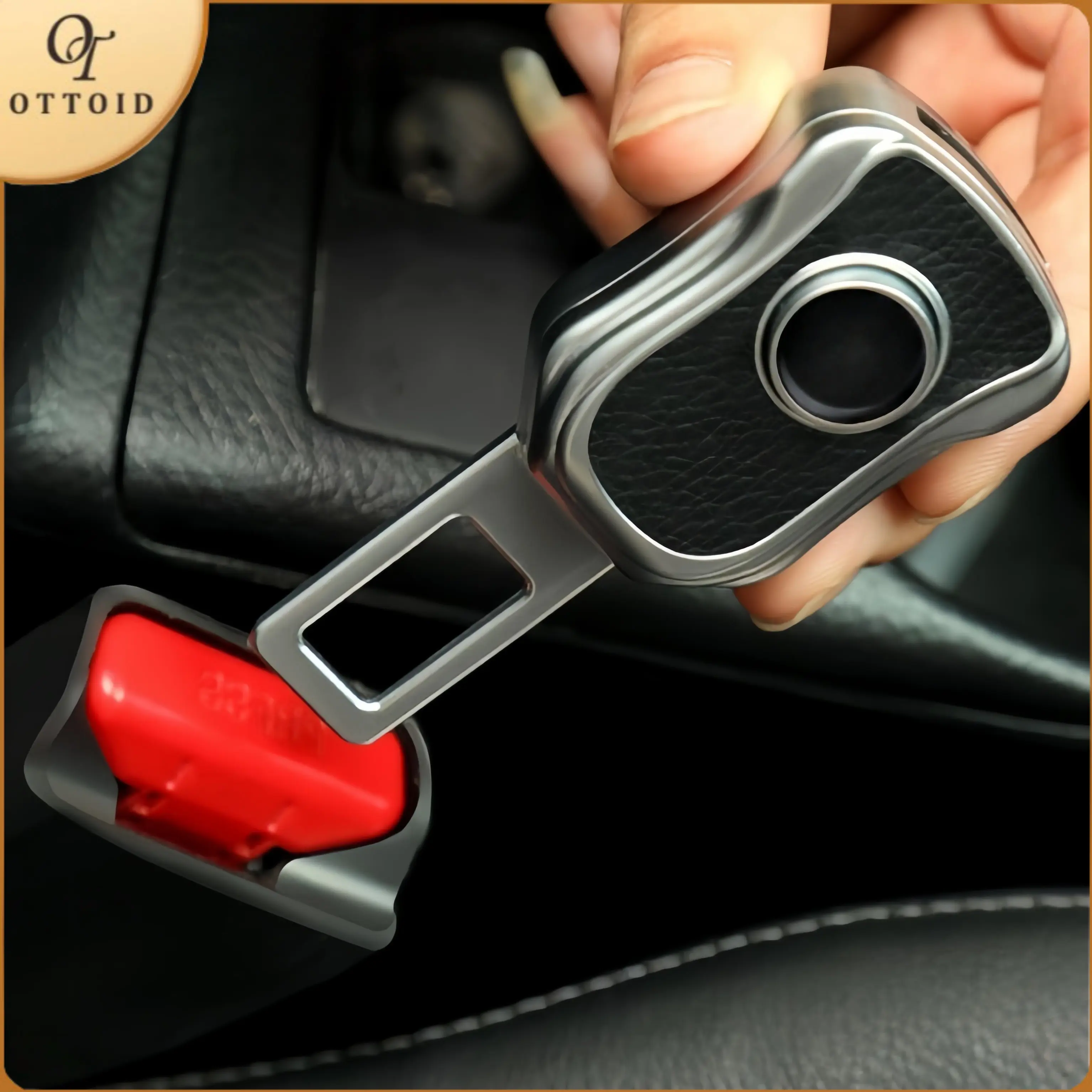 OTTOID Colokan Sabuk Pengaman Extender Logam & Kulit Premium Anti Alarm Mobil Plug And Play Universal untuk Semua Jenis Mobil Car