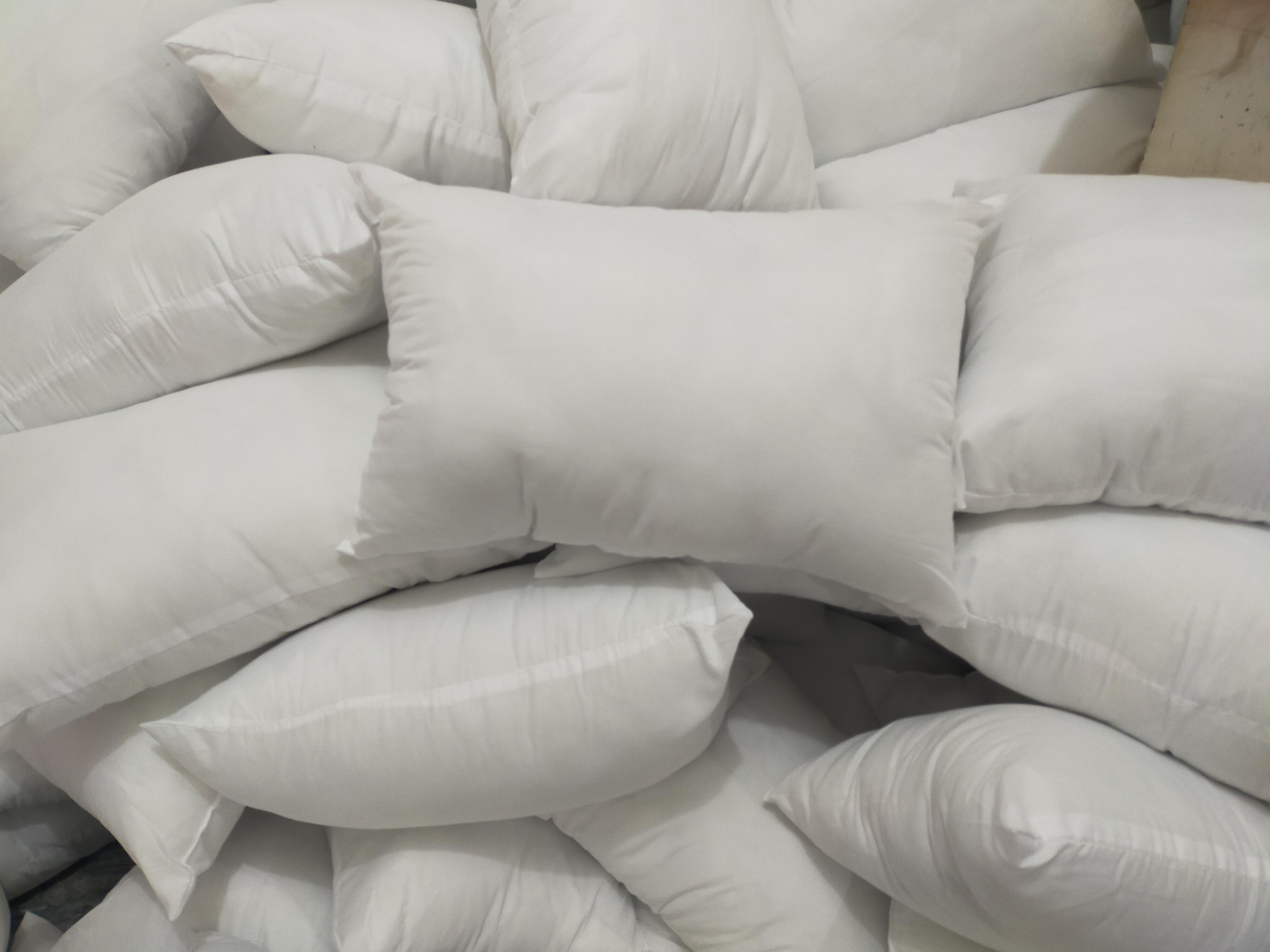 Product Introduction of Bantal Guling Tidur Set Hotel Silikon Bintang 5 Kain Katun Putih Bed 3