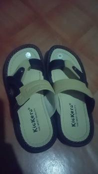 Product Review of Sandal Anak / Sandal Ank kickrs /Sandal Ank Kulit/ Sandal Anak SD/ Sandal Japit Motif 2 Warna/ size 28-37 Usia 3-10 Tahun Sepatu Fashion Karet from d** a**l 0