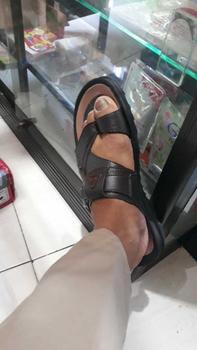 Product Review of Sandal Pria Kekinian Kasual RedRox Sendal Slop Dewasa  Selop Cowok Kekinian Kasual Terbaru Pria Gunung - VOXT 05 Jepit from f**5 0