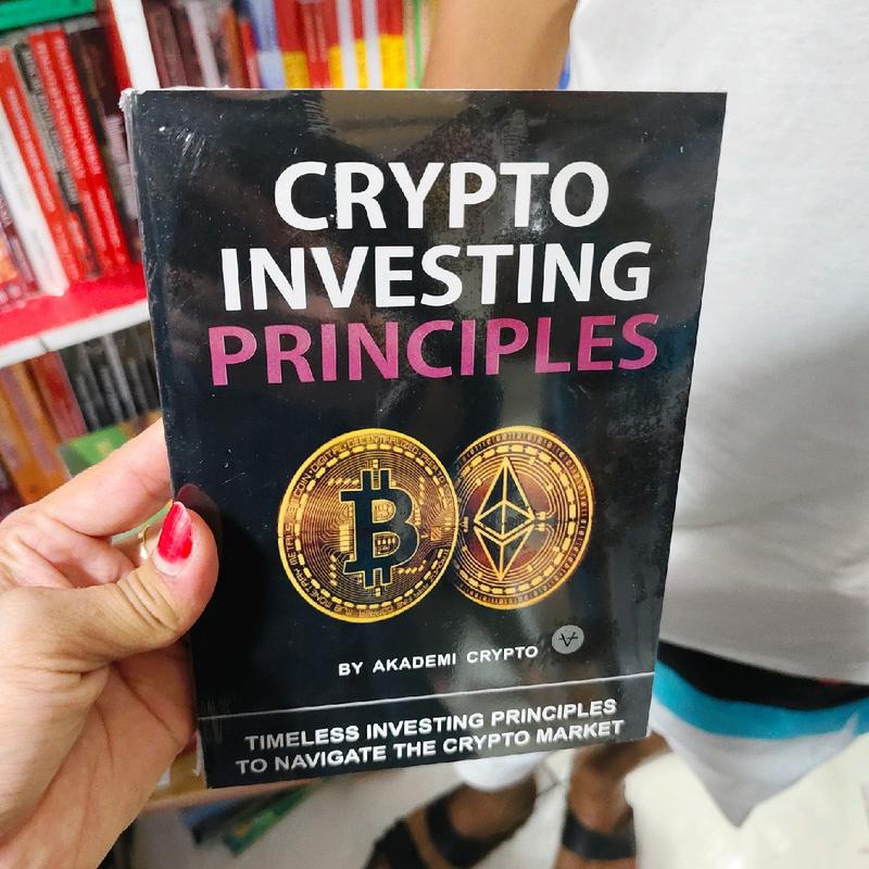 paket 4 buku,how leader act, crypto investing principle, crypto trading guide, crypto smart money. langsung dapat 4 buku. 5