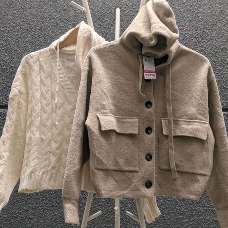 paket usaha rajut mix kaos 1 kg isi 6-8 psc, rajut tebal, rajut tipis, kaos lengan panjang, kaos lengan pendek, rajut wanita murah, kaos wanita murah, Knitwear, Cardigan, baju katun, baju rajut, COD 3