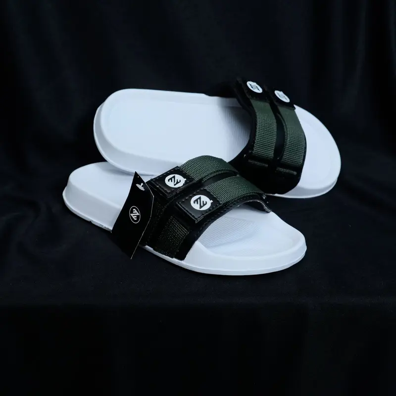 slip on anak , sandal kece , sandal terbaru , sandal murah , sandal kualitas premium , sandal kombinasi army , sandal kekinian Kaki 2