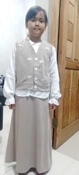 Product Review of COD SETELAN ROK KNITT MIX POLO LINEN ANAK PEREMPUAN TANGGUNG SAKHIRA SET 3IN1 SIZE M-L  Fashion Wanita Muslim Atasan Pita Bordir from L**a 0