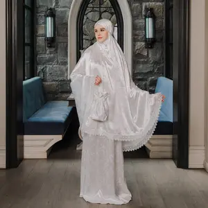 H SOCIETY Laluna Women Mukena Silk Premium dengan Emboss Eksklusif dan Tas Mukena Elegan untuk Ibadah Mewah