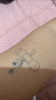 Product Review of Inkscape Semi-permanent Tattoo 60x60 - D60 from L**💋 2