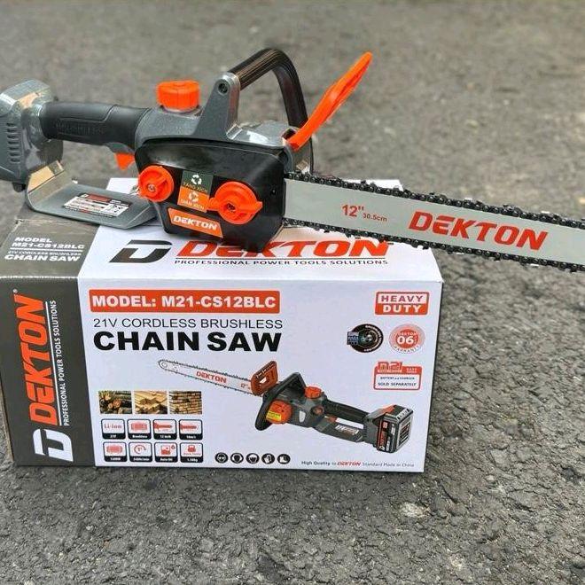 Dekton Máy Cưa Xích Pin 21V M21-CS12BLC Lam 12inch Motor Brushless Chính Hãng Không Chổi Than Tốc Độ 5400 Vòng/phút Bảo Hành 6 Tháng