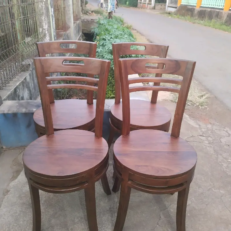 meja makan bulat kursi 4. Jati 4