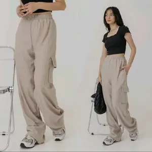 Tas Cargo Velyn Elegan dan Mewah untuk Berpergian - Polo, Dusty Pink, Panjang, Handsock, Kaos Bts, Rompi, Muslim, Celana, Syal, Safety