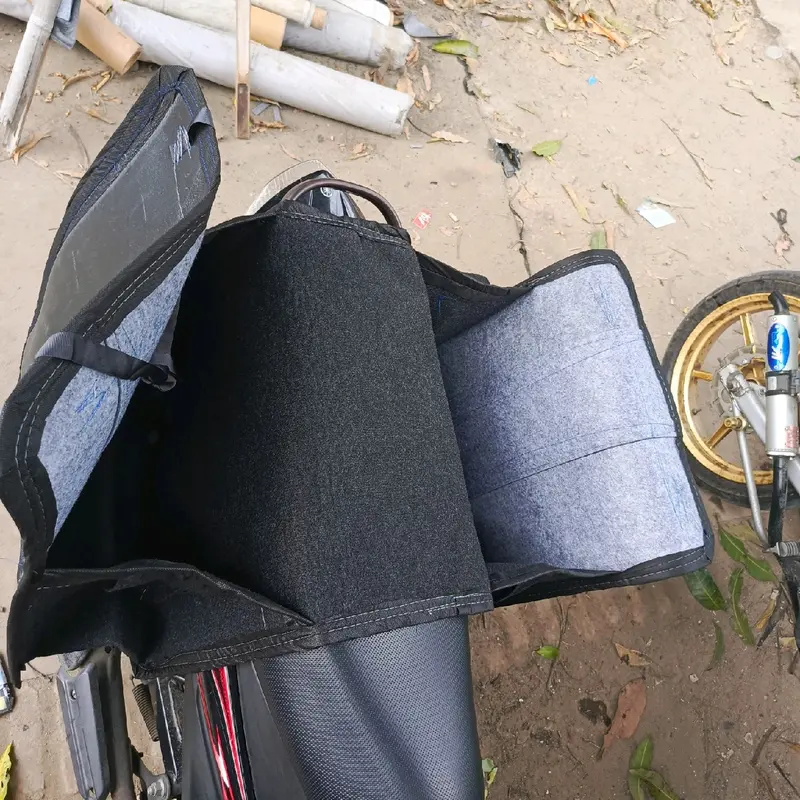 Tas obrok motor hitam dominan tas bronjong kuat tas kurir tas pasar serbaguna 1