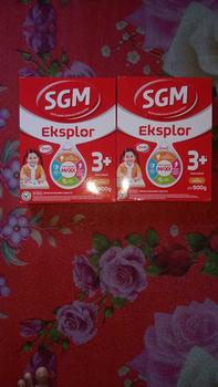 Product Review of 2x900GR SGM Eksplor 3+ Madu I Susu Bubuk dengan IronC from M**🥰 1