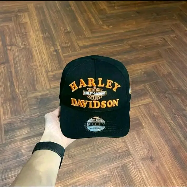 TOPI HRLY HITAM BORDIR PRIA