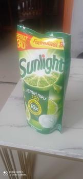 Product Review of Sabun pencuci piring sungliht 650ml from C**a H**a 0