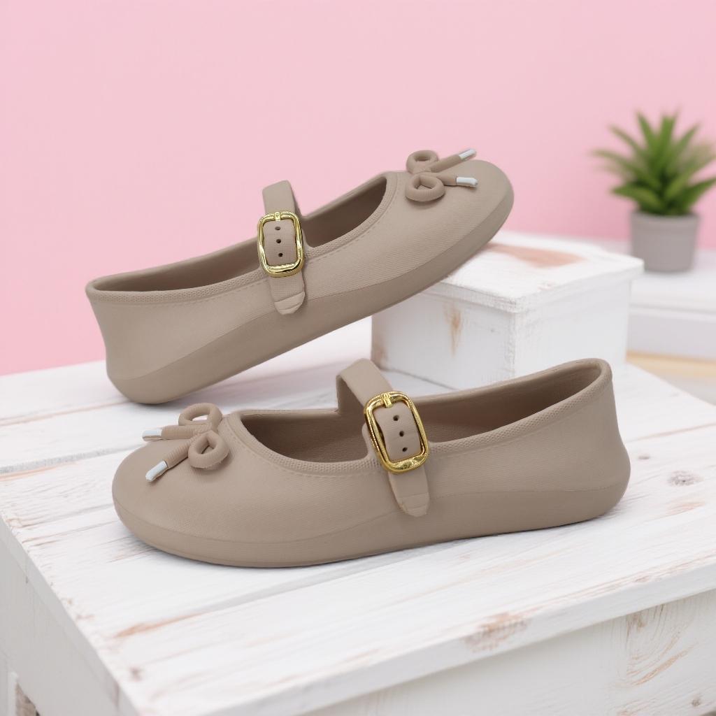 Darius Sandal Wanita sandal sepatu wana raretvel Kekinian Feminim Flat shoes Tali Pita Anti Slip SolAnti Selip Material Premium Desain ModernElegan sandal formal wanita