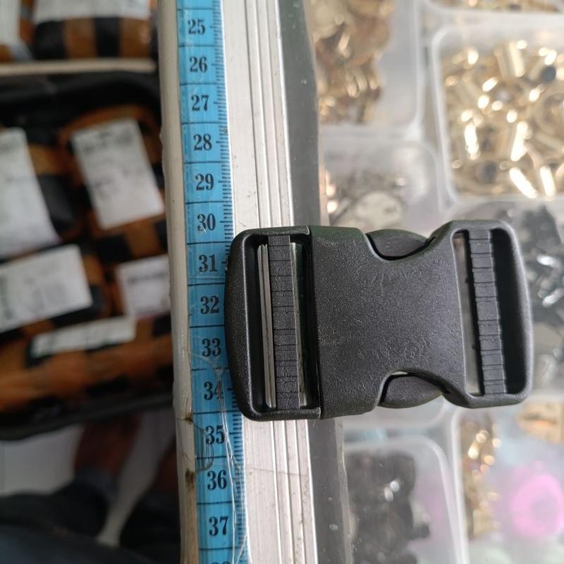 Product Introduction of Kunci Sodok Buckle Plastik Untuk Ukuran Tali 1cm, 1.6cm, 2.5cm, 4cm, dan 5cm 8