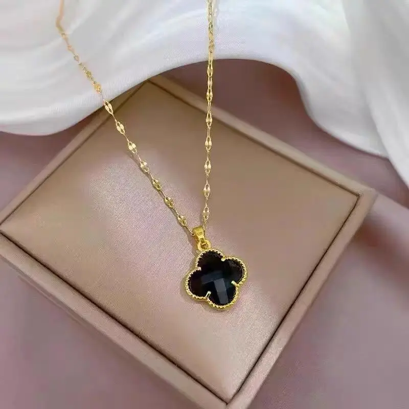 Vòng Cổ Cỏ Bốn Lá Cổ Điển Hai Mặt, Chất Liệu Thép Titan Mới, Thanh Lịch Và Thời Trang, Giá Cả Phải Chăng, Dễ Phối Đồ, Màu Đen, Thiết Kế Ba Chiều Women Dây Chuyền 3