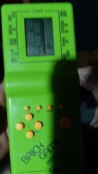 Product Review of DK Classic Hand Held Battery Opearated Brick Game from J**r A** 0