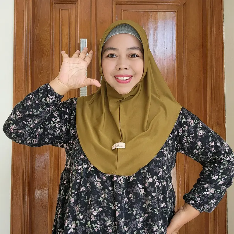 Gacya hijab Daily size M  Instan Bergo Muslim Nyaman dipakai buat harian dirumah ataupun diluar rumah 2