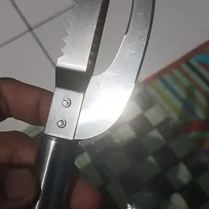 Pisau Ikan Stainless Steel Pembersih Sisik Ikan Scale Fish Scraper/ Alat Pemotong Ikan Pembersih Sisik Praktis