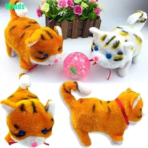 MAINAN KUCING JALAN SUARA LAMPU