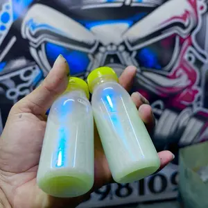 Cat PU lembayung biru/pearl blue pearl nya lebih menyala tidak menguning di dasaran putih kemasan 100ml bunglon