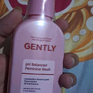 GENTLY pH Balanced Feminine Wash 100ml & 60ml - Pembersih Kewanitaan Kurangi Gatal, Bau, Keputihan - Natural & Lembut untuk kulit Sensitive - Dermatologically & Hypoallergenic