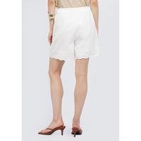 Gambar ET CETERA Scallop Hem Eyelet Short Pants OFF WHITE - OFF WHITE, 4 dari et cetera Indonesia Kota Bekasi 2 Tokopedia