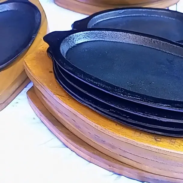 Hotplate Steak Oval + Alas kayu Alat Kitchenware 4