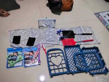 Product Review of (SP) CERMIN MEJA LIPAT PERSEGI PORTABLE / KACA DUDUK RIAS MAKE UP SEGI from R**i 3