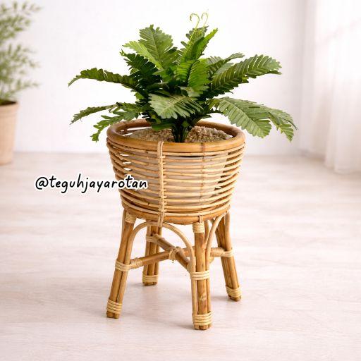 COD Standing Pot Rotan Alami Sudah Finishing Teguh Jayarotan Pot Tanaman Rotan Asli untuk Dekorasi Rumah