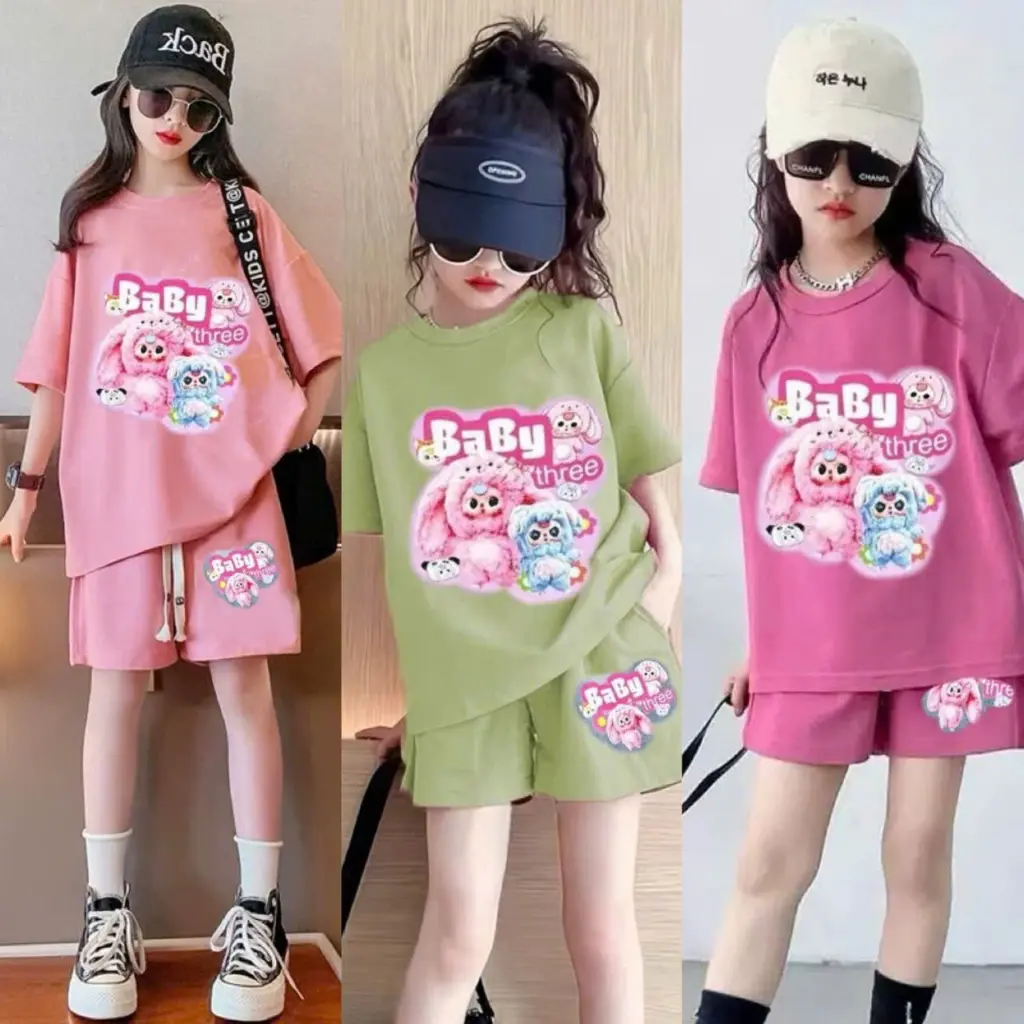 Set bộ quần áo hình Baby Three dành cho bé gái 18-45kg thiết kế xinh xắn, chất liệu thoáng mát. H14